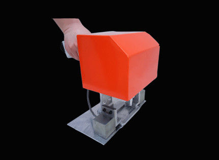 Chine MPA de la machine de gravure de panne de point de CHUKE 0.2-0.6 pour le code de repérage de Qr de feuillard fournisseur